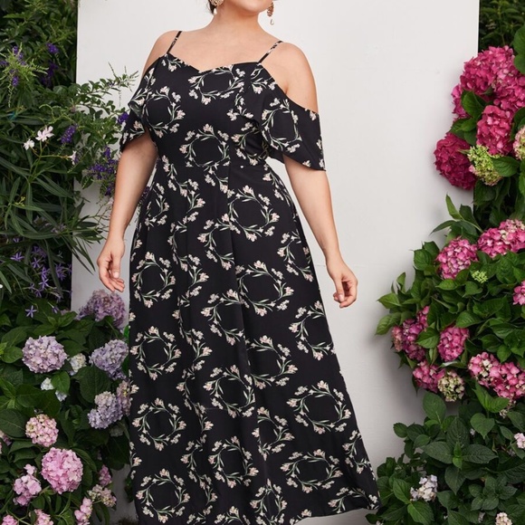 Plus Floral Print Cold Shoulder Dress - Picture 4 of 4